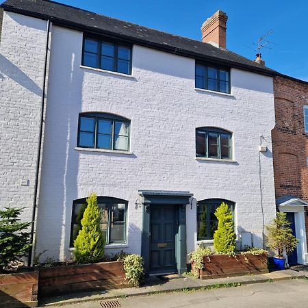 Ludlow - Linnet House - Well Presented Townhouse With Parking - Perfect Location For Exploring On Foot, Sleeps Up To 8 Guests - Hosted By Rentmyhouse Extérieur photo